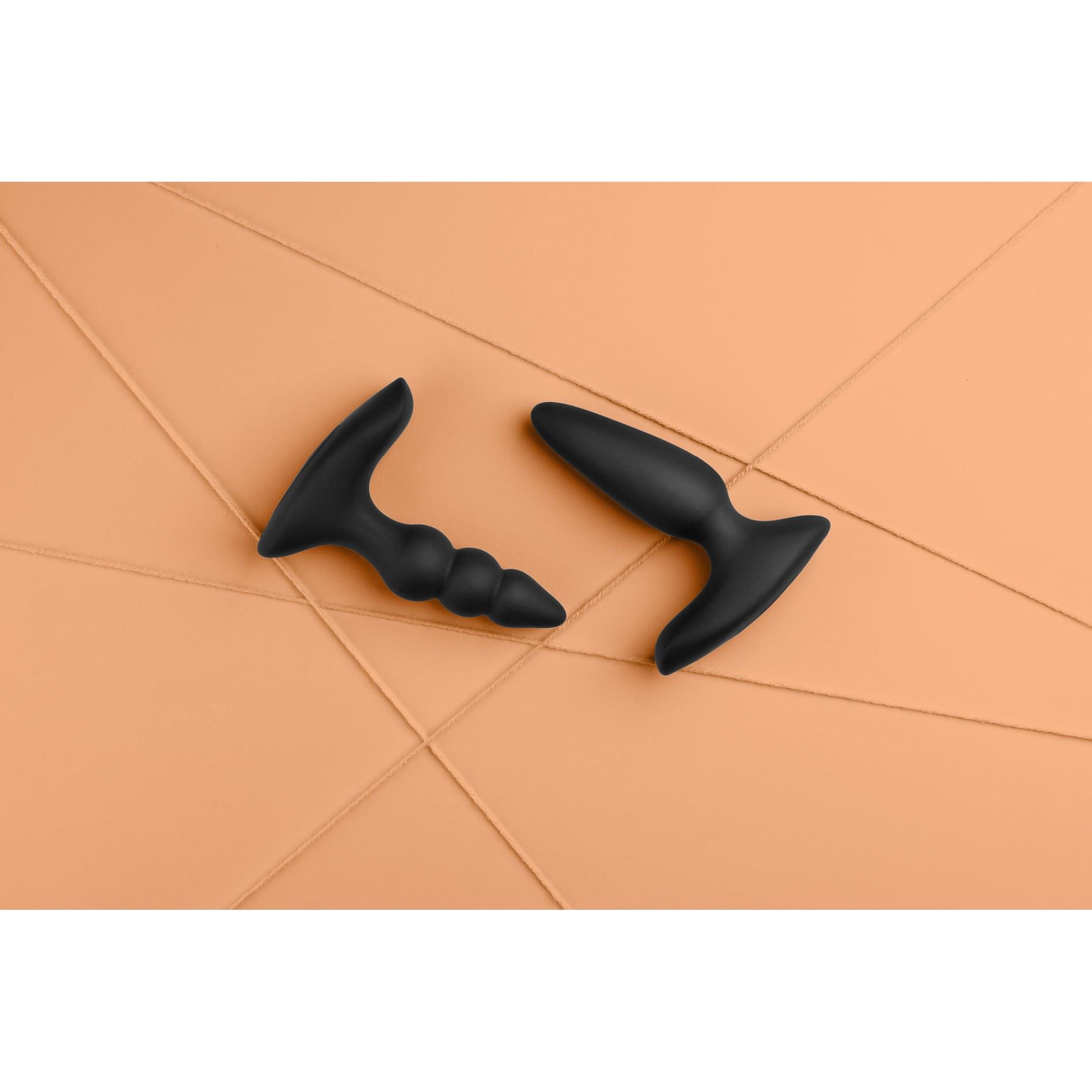 smooth vibrating anal plug with remote control