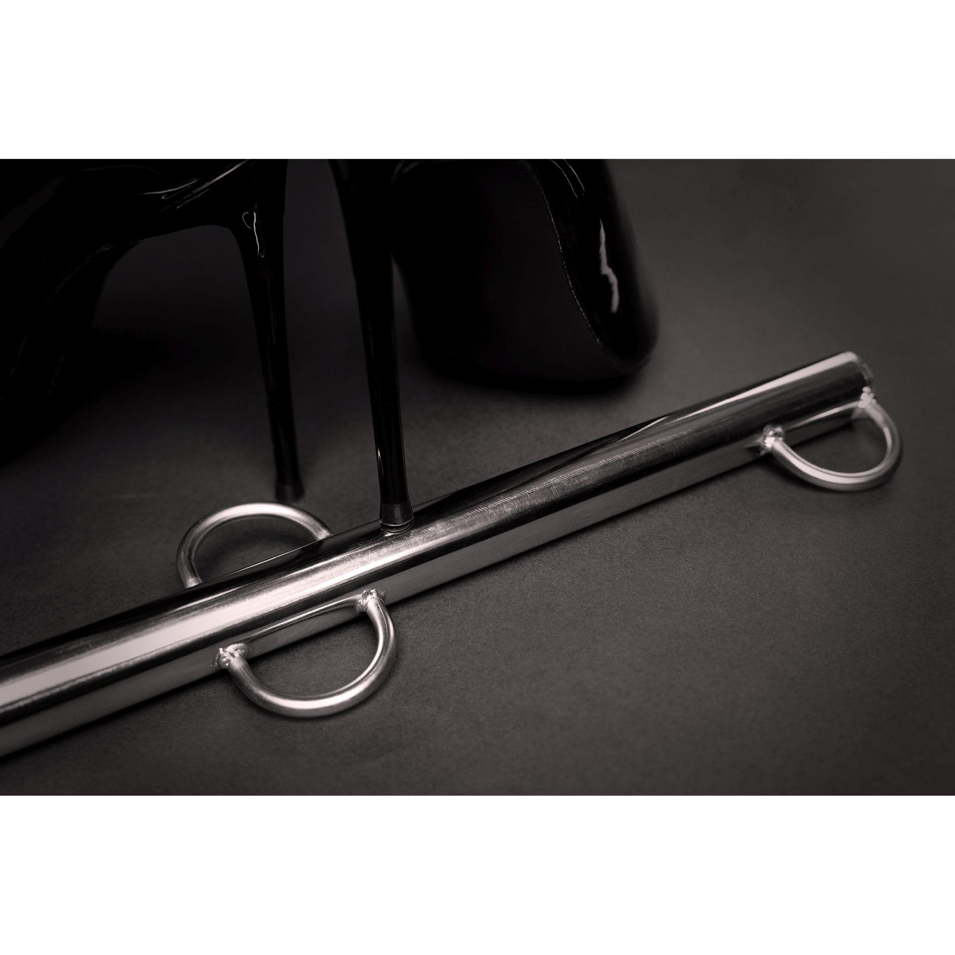 spreader bar with multiple hooks - silver