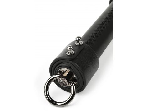 Skórzany flogger z supłami Hidden Desire 55 cm czarno czerwony - 3