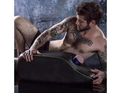 Fleshlight Mount on a Mission - 5