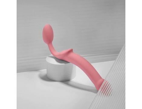 Strapon silikonowy półrealistyczny giętki Dorcel różowy M - 4