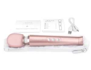 LE WAND PETITE RECHARGEABLE VIBRATING MASSAGER NAVY
